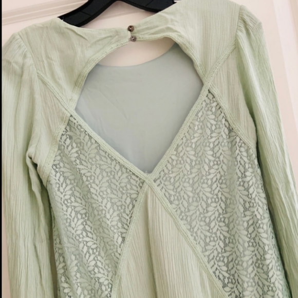 Dress - Picture 4 of 5